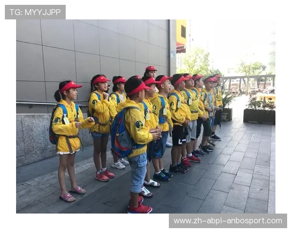 火箭队的英文名缩写与队名含义详解